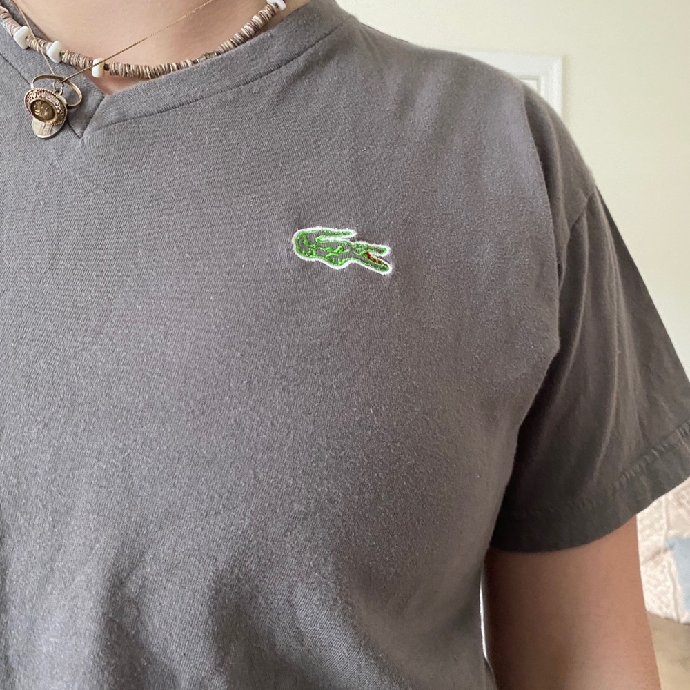 Lacoste v-neck tee